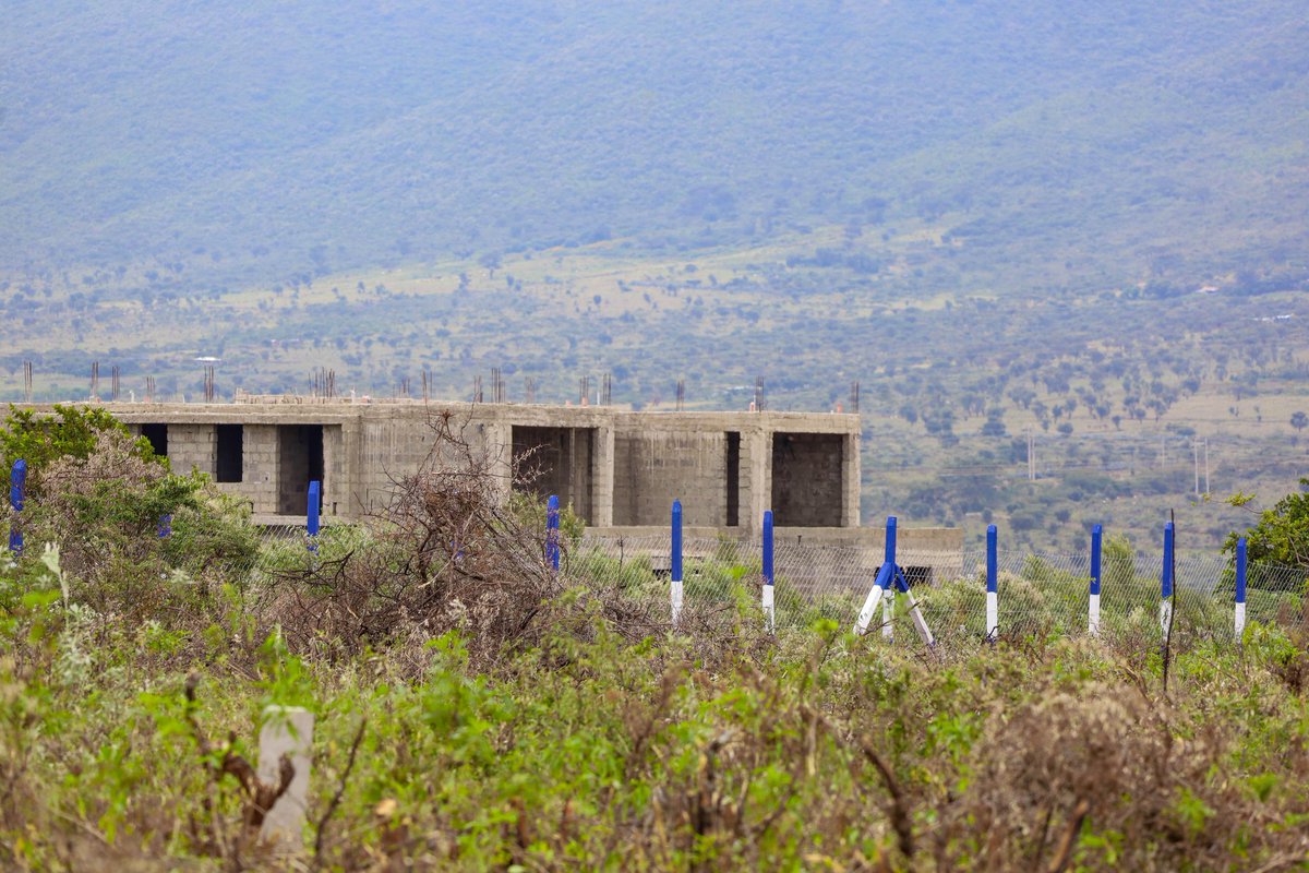fanaka_limited's tweet photo. Tag a soon to be real estate mogul. Someone who sees value in buying prime land.
For bookings call 0795664455 | https://t.co/y0dRvfSns9
Fanaka In Ngong
#NgongViewGardens #LandforsaleinNgong #PlotsforsaleinNgong #Megalaunch https://t.co/PnR9cxwmkv