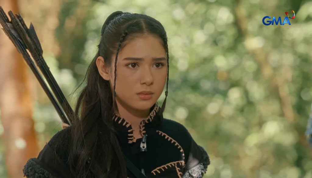 Okay, Miss Ma’am deserves to be recognized. No script, no lines, her eyes alone carry the whole story.

#SanggrePagbabalikNgAlab
