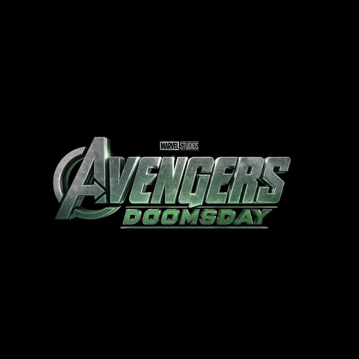 PortalLoki's tweet image. 🚨 RUMOR 🚨
De acordo com uma conta de leaks, Sophia Di Martino retornará como Sylvie em ‘Vingadores: Doomsday’.
A atriz já estaria no set, e sua personagem seria quem guiaria e ajudaria o Quarteto Fantástico, Vingadores e X-Men com a TVA, o Vazio, e o Loki.