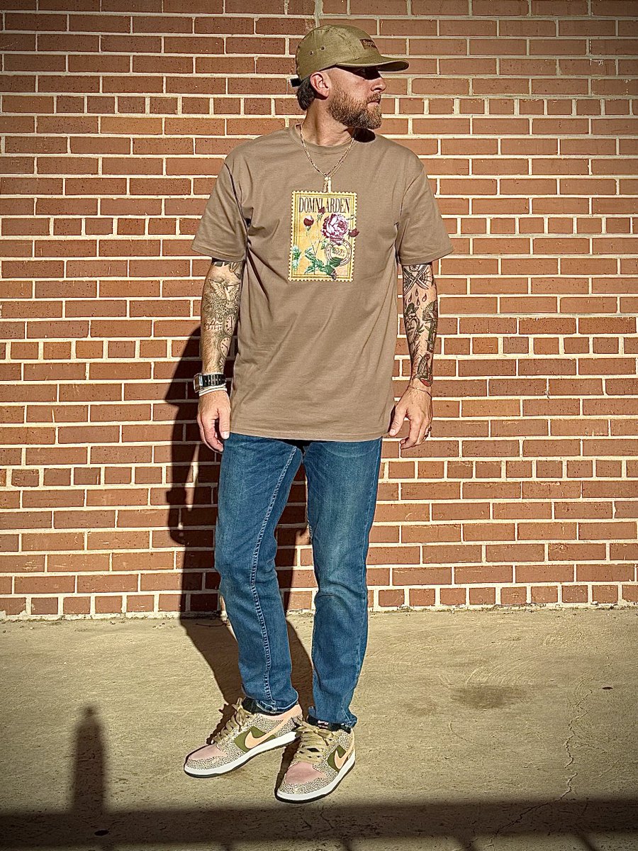 kaliboy2306's tweet image. Nike SB Dunk Low x Arts-Rec

#SbDunks  #SNKRS  #KOTD #Kicks #NikeSB #yoursneakersaredope #Sneakers #nike #snkrsliveheatingup #snkrskickcheck #sneakerhead  #FireFridays #sneakpeak #Woft #sneakeraddict #kotd @SneakerAdmirals @snkr_twitr @nikesb @nikestore @DomniArden