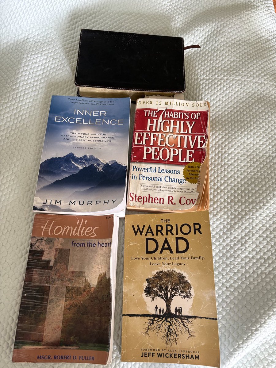 _delconte's tweet image. Solid rotation of books this week…prepare to win the day!🤘🏽