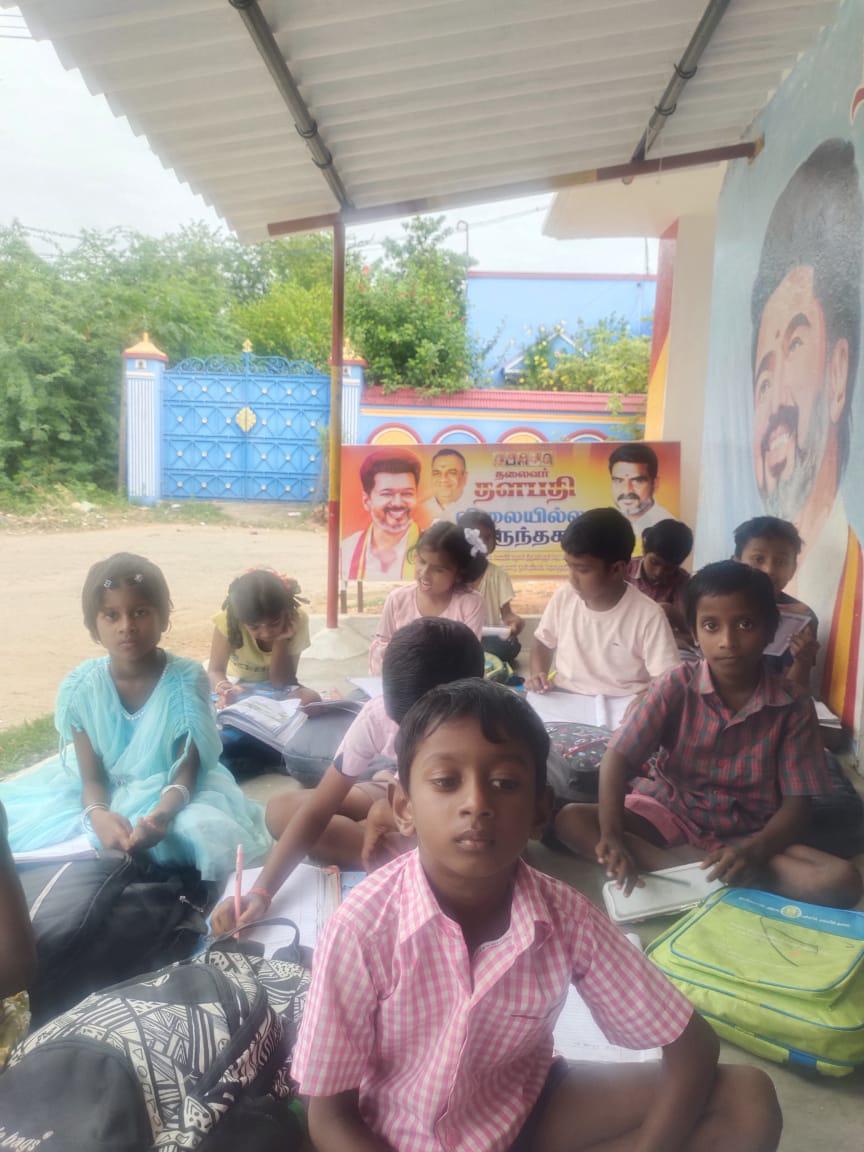 *தமிழக வெற்றிக் கழகம்* *2025*

திருவள்ளூர் தெற்கு மாவட்டம் ,
திருவலங்காடு ஒன்றியம்,
# *தொழுதாவூர் கிளை கழகம்* #
#*தளபதியாரின் இலவச பயிலகம்*#
 *மக்கள் விரும்பும் முதல்வர் வேட்பாளர் , தலைவர் தளபதி விஜய்* 
அவர்களின் உத்தரவின் பேரில்
மாநில பொதுச்செயலாளர்
*திரு.N.ஆனந்த் Ex,MLA*