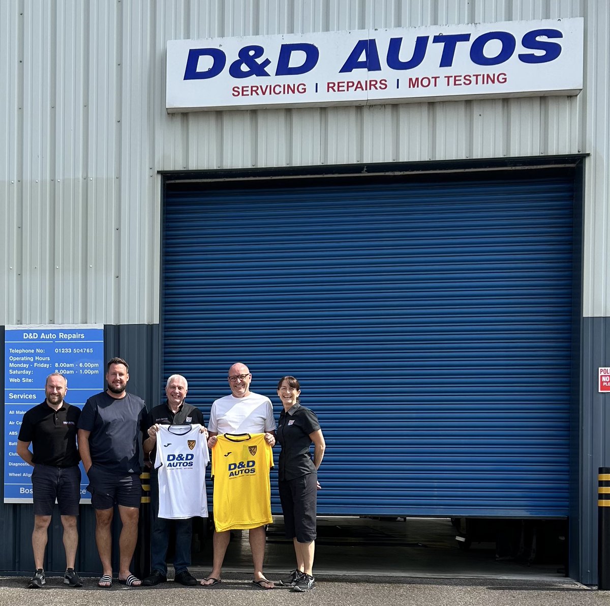 KenningtonFC's tweet image. 🥁…𝘿&𝘿 𝘼𝙪𝙩𝙤𝙨 🚘🔧
We are delighted to announce that our new main club sponsor is 𝘿&𝘿 𝘼𝙪𝙩𝙤𝙨. Our huge thanks and gratitude to Derek, Richard & Lorraine for their support and commitment to the club for the next two years.
Welcome to the family, 𝘿&𝘿 𝘼𝙪𝙩𝙤𝙨!