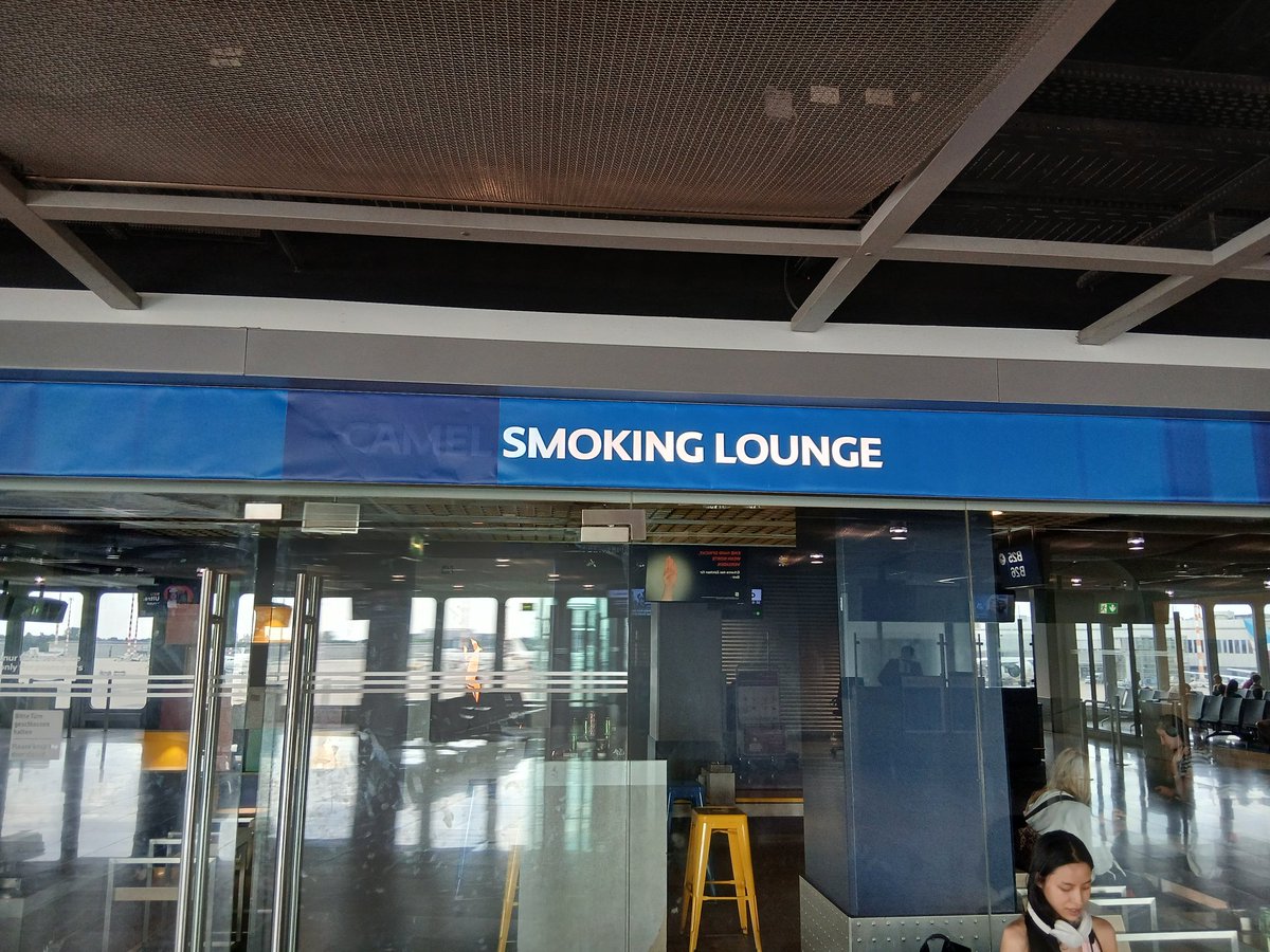 Fasty_goth's tweet image. Que avanzados estan estos alemanes.
El Smoke Room 🔥🔥🔥🔥
