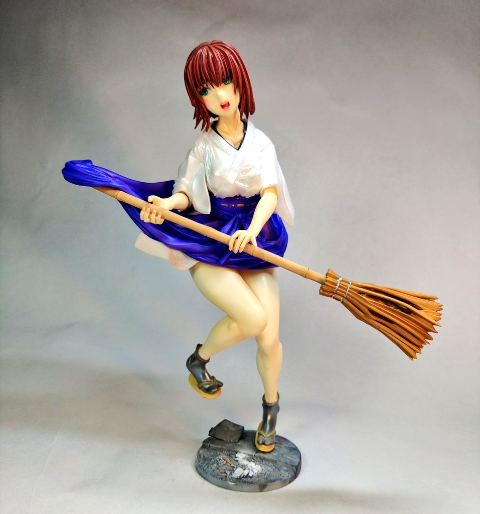 monobya's tweet image. 夏のワンフェス
ものびゃー博物館の出展一覧です

新作
マブデブルク・ユニコーン
6500円

再版
神々の戯れ
12000円

空蝉
16000円

メアリーのドーセット
17000円

頁岩の妖精
12000円

土偶各種
未塗装500円
完成品1000円

です
よろしくお願いします(^o^)/
