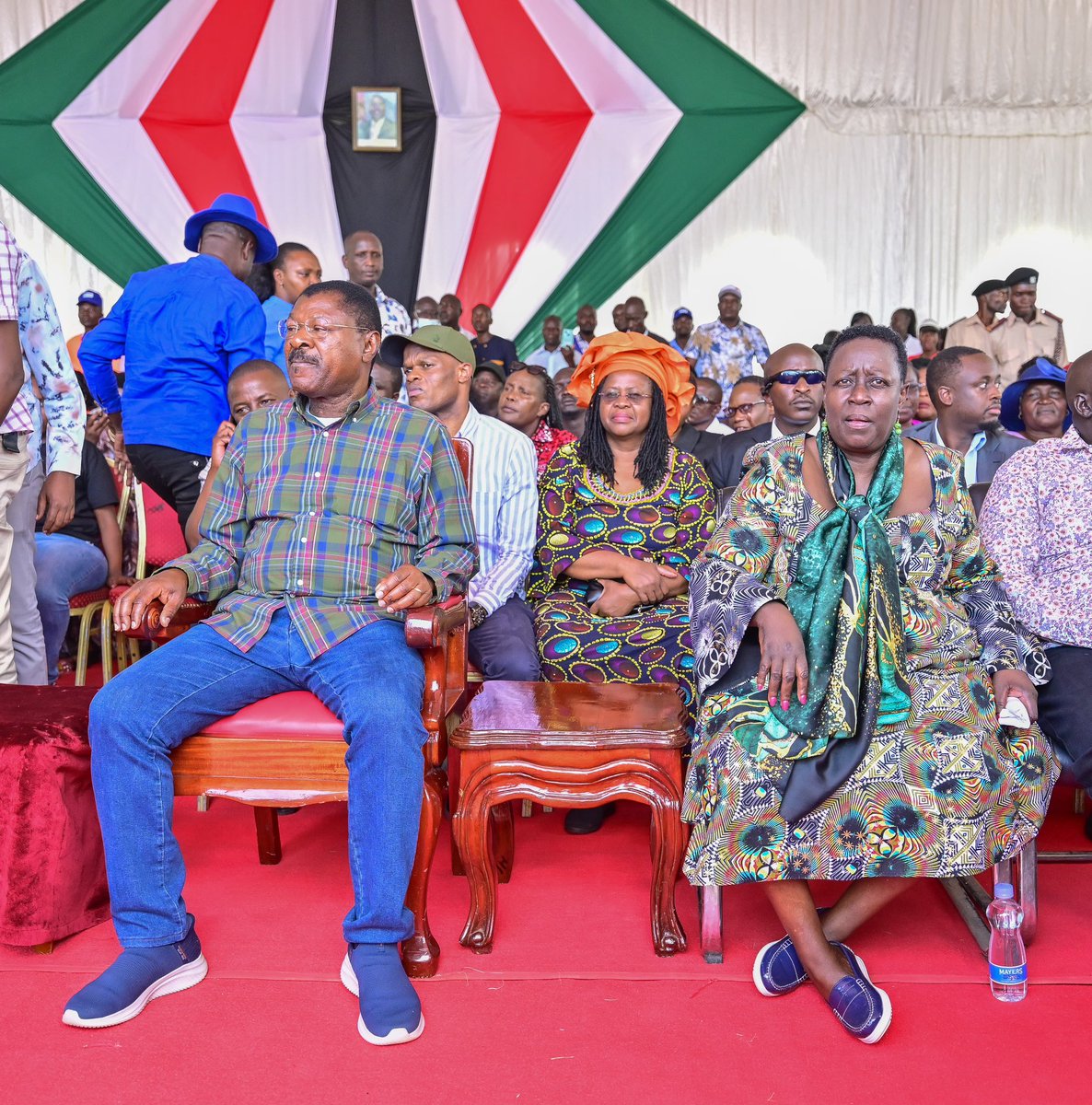 HonWetangula's tweet image. This afternoon, I arrived in Kisumu County, Muhoroni Constituency to join residents for a women empowerment programme, hosted at the invitation of Kisumu County Woman Representative, Hon. Ruth Odinga.
This initiative aims to uplift women by enhancing their economic capacity,…