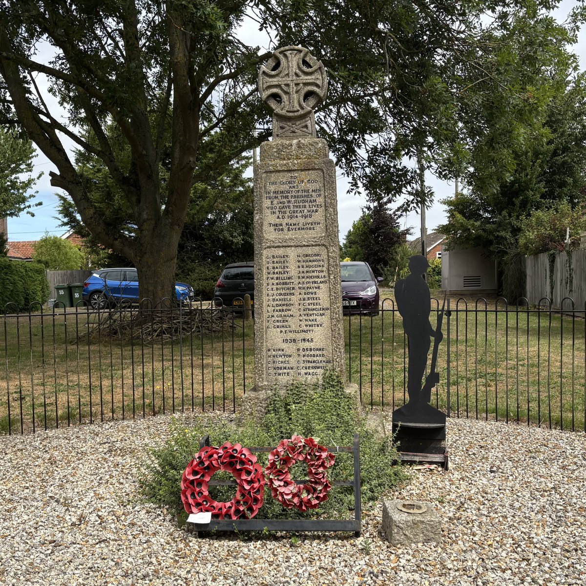 WarMemorials's tweet image. We recently did some site visits to #WarMemorials in #Norfolk. We added photographs and updated the condition details on warmemorialsonline.org.uk for each one. If you are looking for sites to visit try our 339 current Can you help cases warmemorialsonline.org.uk/search?keyword…