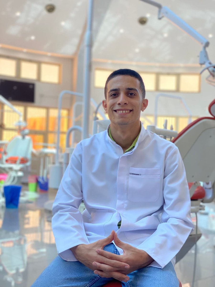 مع الساعات الأولى فى قبره نشهد الله أنه كان صبورا راضى بقدرك ولم يشكو مرضه لأحد من خلقك وكان كثير الحمد والشكر على حاله فاللهم اجعل الجنة مستقره