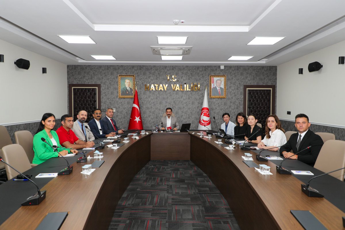 Valimiz Mustafa MASATLI, Asya Kalkınma Bankası  Yönetici Müdürü Supak CHAİYAWAN ve beraberindeki heyeti makamında kabul etti.