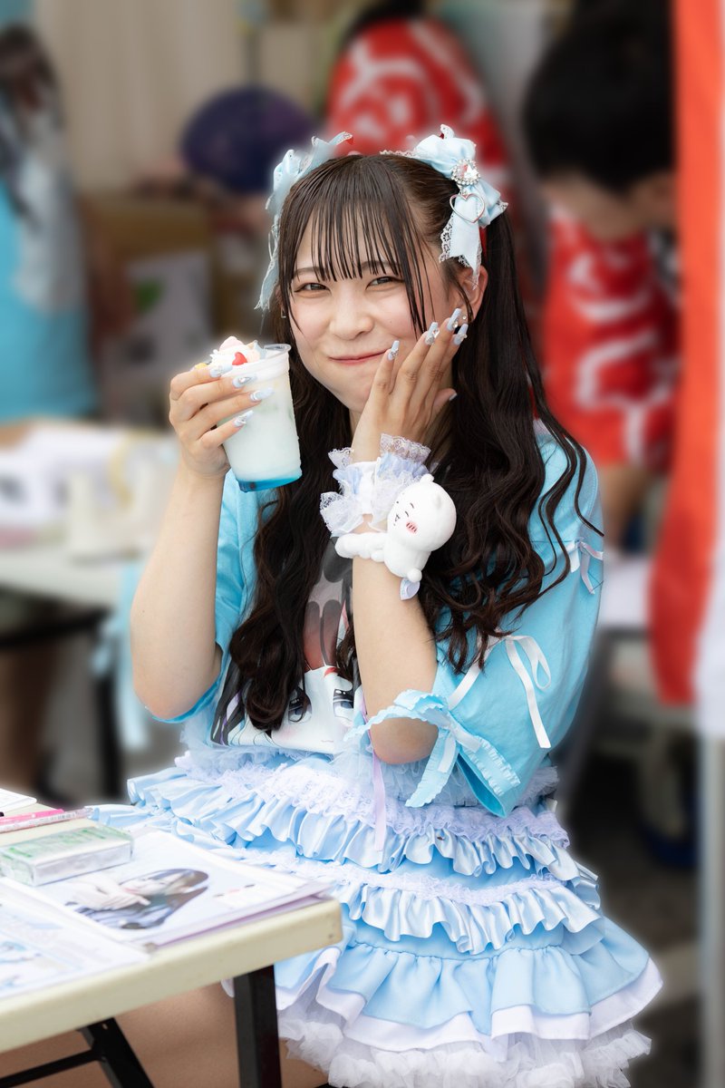 FumiSmarting78's tweet image. 7/21 道の駅 風良里 26周年祭 

ブースで休憩  

model:岡林みよん(@miiiyon)