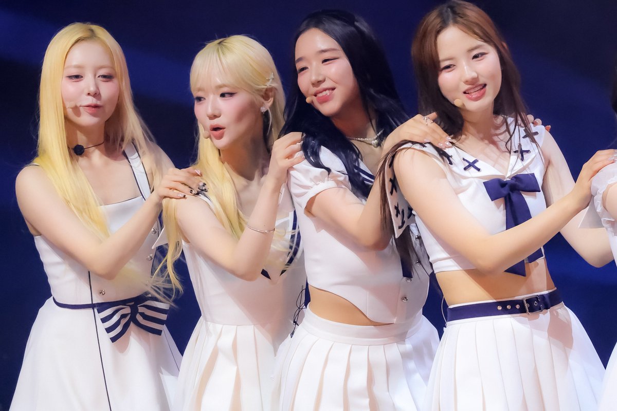 91ken3's tweet image. 25.07.20
tripleS A Live 25 in Tokyo
Day2
#Hyerin #์ ํ๋ฆฐ #ํ๋ฆฐ
#SeoYeon #์ค์์ฐ #์์ฐ
#ChaeYeon #๊น์ฑ์ฐ #์ฑ์ฐ
#JiWoo #์ด์ง์ฐ #์ง์ฐ
#tripleS #ํธ๋ฆฌํ์์ค
#tripleS_ALive25