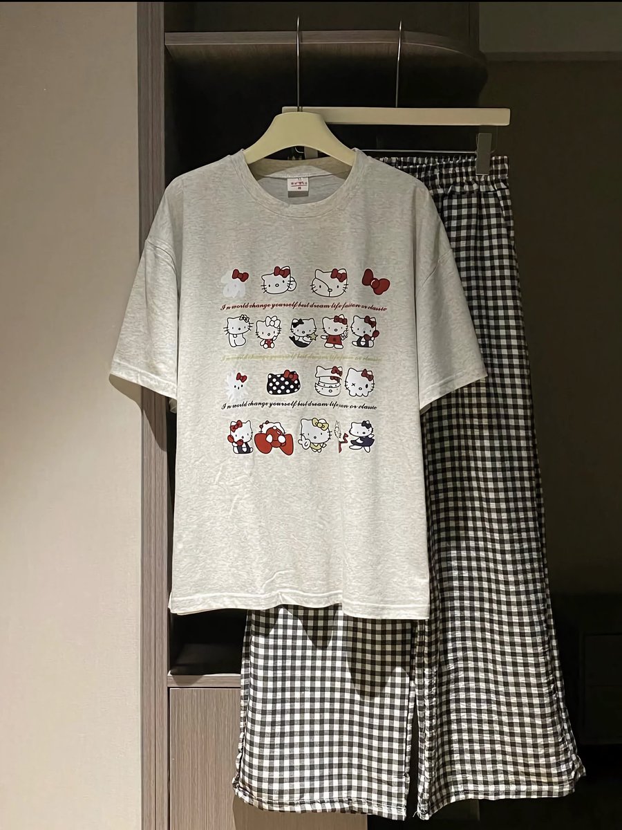 cute pajama set for sleeping and relaxing

— a thread
