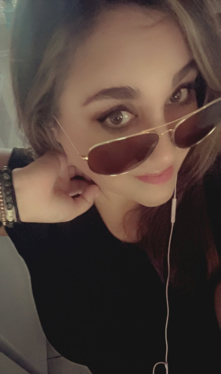 LKellzGA's tweet image. “Hold Tight You’re Slowly Coming Back To Life…” 🎶🙌🏻❤️

#TGIFriday 🥃
#notanewprofilepic