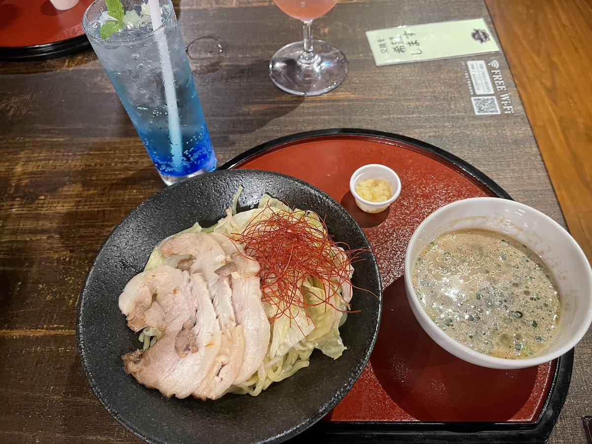 graconnecting21's tweet image. 同行の方が推しトランプ当ててくれて神✨✨