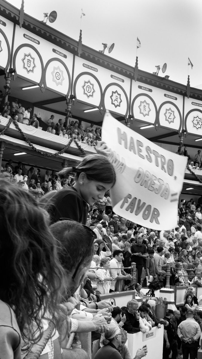 Alpusi13's tweet image. Ayer en Santander un cartel como si fuera el fútbol, madre mía en qué fiesta se está convirtiendo la fiesta más culta...
📸: @ximunfotografia en ig