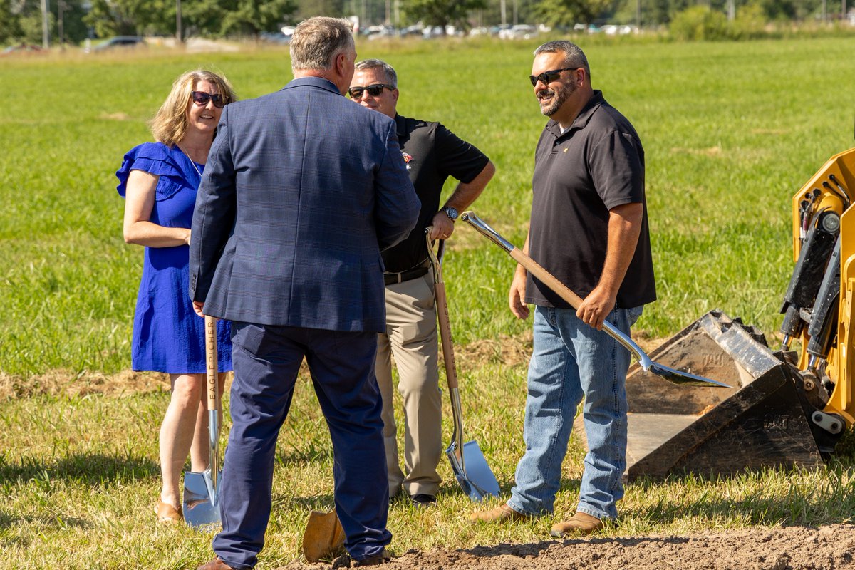 EaglePicher Technologies broke ground on a new, state-of-the-art facility in Pittsburg, Kansas on Thursday, July 24th at 10 am. The 20,000 square foot building will offer a major economic boon to the city of Pittsburg. More than 50 new jobs will be created with the facility, all