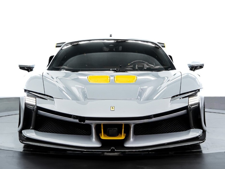 duPontREGISTRY's tweet image. 2025 Ferrari SF90 XX | Asking Price: $2,299,999
This stunning example is loaded with over $100k in options including an exterior in Bianco Artico, Carbon Fiber Wheels, Interior in Giallo Modena, Racing Stripe in Giallo Modena & so much more!
