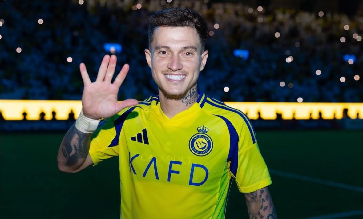 أكاد أُجن و أفقد عقلي، لا أصدِّق بأن النصر سيستغني عن الجوهرة "أوتافيو"