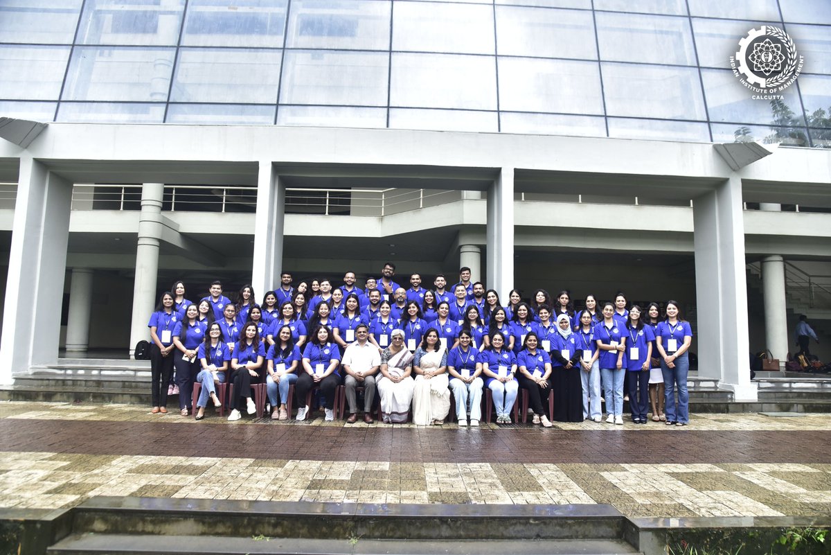 IIM_Calcutta's tweet image. 🎓 𝐂𝐞𝐥𝐞𝐛𝐫𝐚𝐭𝐢𝐧𝐠 𝐭𝐡𝐞 𝐉𝐨𝐮𝐫𝐧𝐞𝐲 𝐨𝐟 𝐇𝐑 𝐄𝐱𝐜𝐞𝐥𝐥𝐞𝐧𝐜𝐞
IIM Calcutta is proud to welcome the participants of the 𝟏𝟓𝐭𝐡 𝐛𝐚𝐭𝐜𝐡 𝐨𝐟 𝐭𝐡𝐞 𝐄𝐱𝐞𝐜𝐮𝐭𝐢𝐯𝐞 𝐏𝐫𝐨𝐠𝐫𝐚𝐦𝐦𝐞 𝐢𝐧 𝐇𝐮𝐦𝐚𝐧 𝐑𝐞𝐬𝐨𝐮𝐫𝐜𝐞𝐬 𝐌𝐚𝐧𝐚𝐠𝐞𝐦𝐞𝐧𝐭 (𝐄𝐏𝐇𝐑𝐌) into…