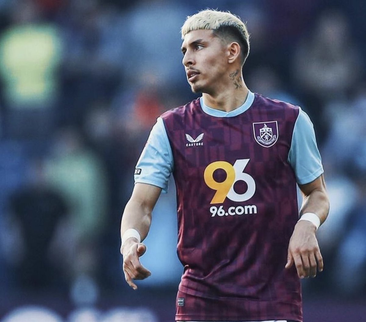 transf_24h's tweet image. Cruzeiro tinha acordo com o Brighton pela contratação de Sarmiento, mas o atacante não topou deixar o futebol europeu.
📰| @centraldatoca