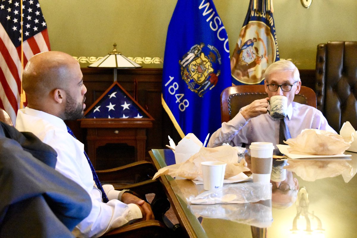 brrigitt's tweet photo. In honor of @GovEvers continuing to be one of the classiest elected officials (and people!) I know, a collection of some of my favorite photos I took while on #TeamTony 📸 https://t.co/pGm02pXOfh