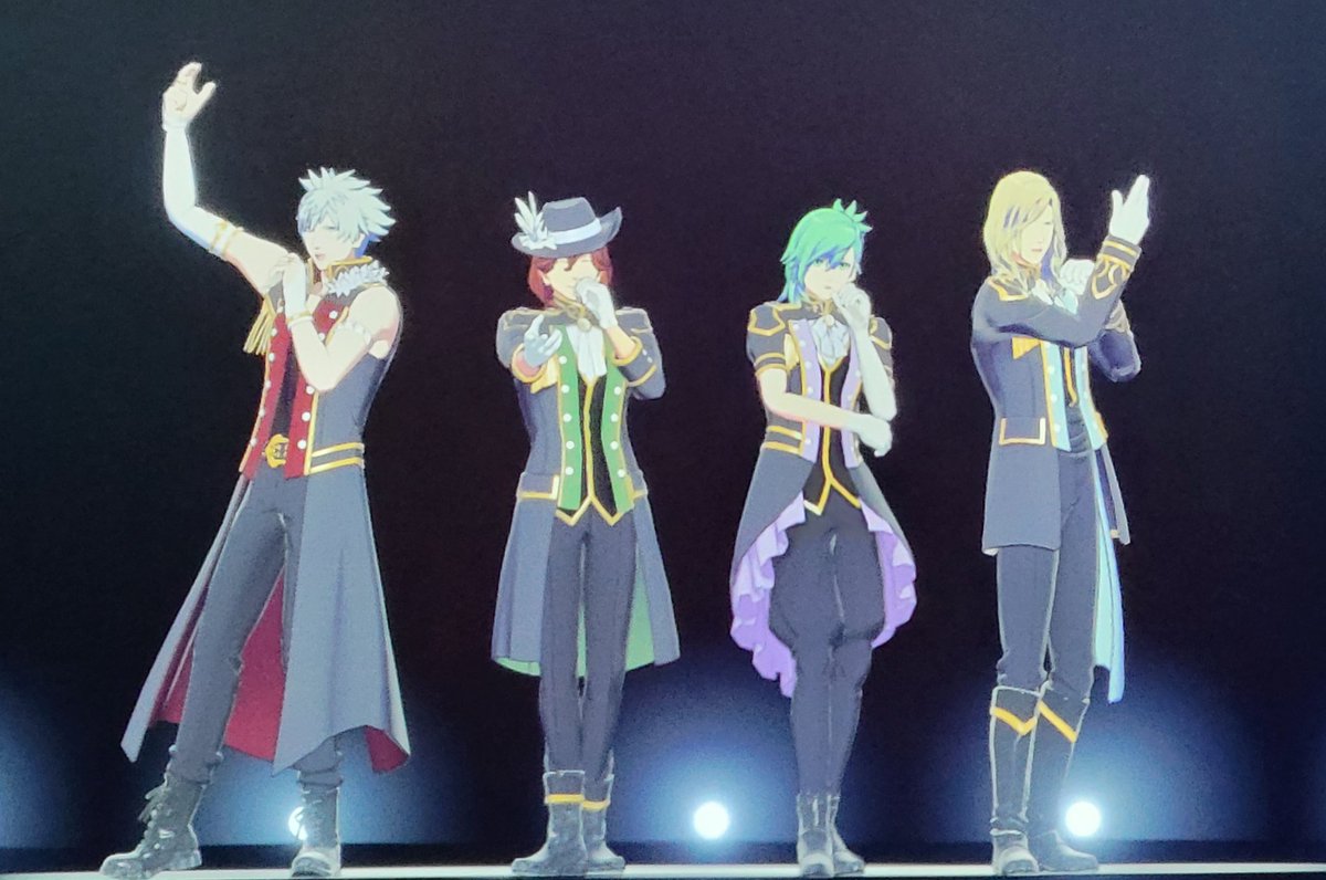 13周年おめでとう🎉🎉
これからもずっと応援し続けます🙌✨

#QUARTETNIGHT_13th_Anniversary