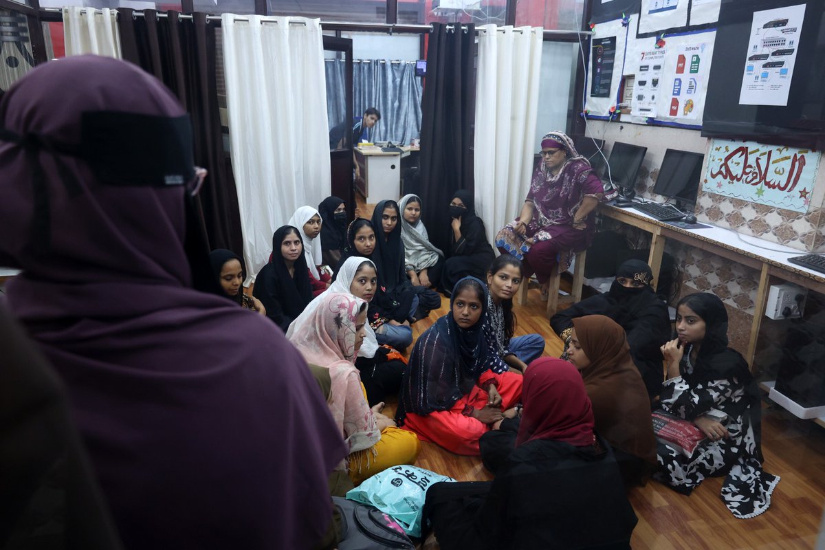 miles2smile_'s tweet image. At Sabaat, we’re creating a space where women can sit together, speak freely, and simply be held. A support group because healing begins where women hold space for each other. 🤍 #SabaatSupport #Miles2Smile