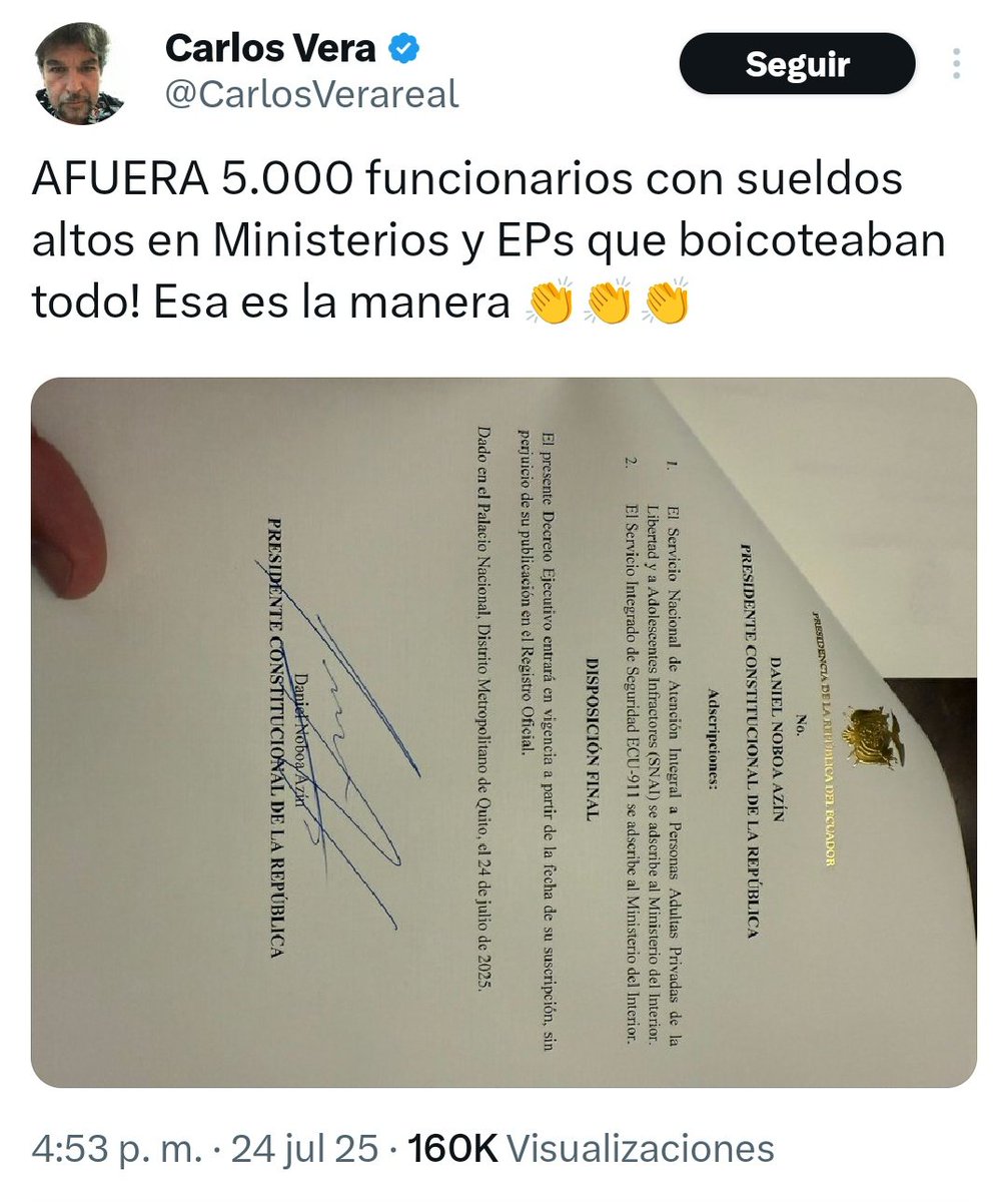 ApawkiCastro's tweet image. Quítale la pauta a este que se dice periodista y veamos si sigue tan feliz. Aplaude que su jefe Daniel Noboa despida a 5 mil trabajadores solo para quedar bien con el FMI.
Que el gobierno se crea fuerte, pero el pueblo siempre es sabio y rugirá contra injusticia e inequidad ✊🏽
