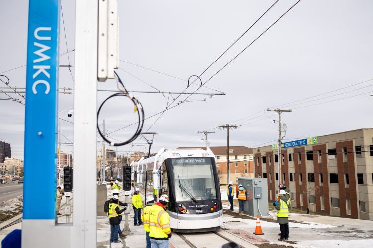 Upcoming U.S. rail openings (thanks to Iowa Assoc, of Rail Passengers for compiling):

August 18th: Amtrak Mardi Gras Service begins
September 19th: LA Metro A Line extends to Pomona North
October 1st: Honolulu Phase 2 opens
October 24th: KC Streetcar extends to UMKC
