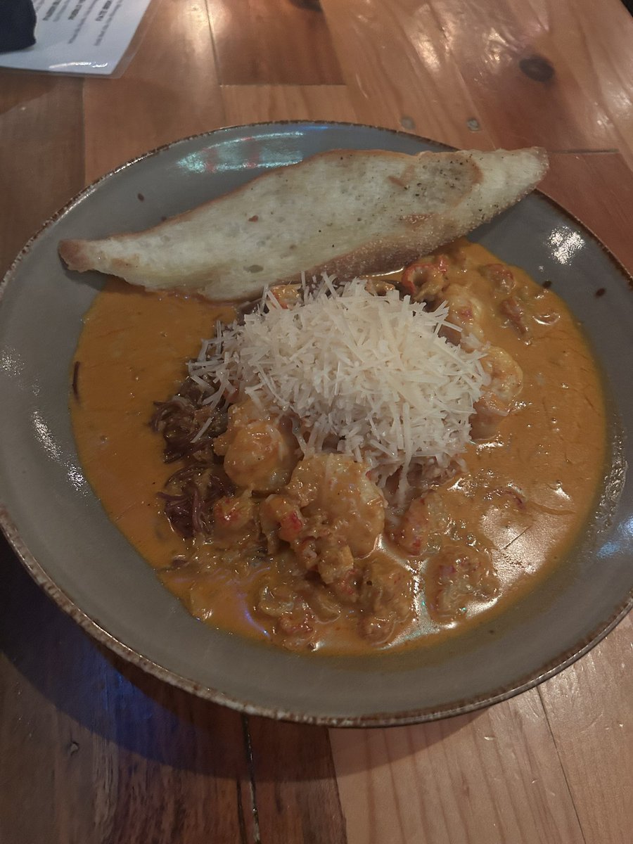 Doug_E_B's tweet image. Well Arizona, it was real…
Got to see an Army brother I haven’t seen in over 20 years; Checked out the Pat Tillman statue and snagged a shirt; Added some killer eats to the #DiningWithDoug world
✌🏻 out
#Arizona #phx #Tucson #PatTillman #Cardinals #ASU #Hero #Foodie #foodporn