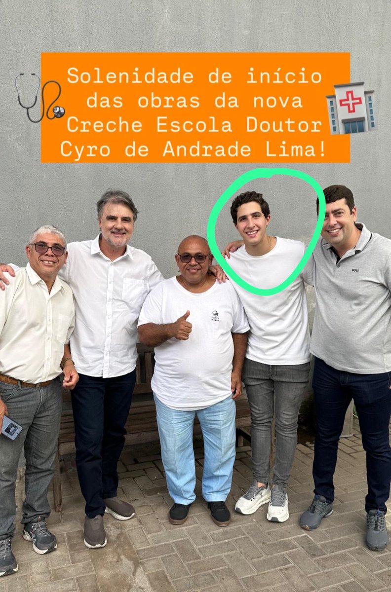 GustavoWatts_'s tweet image. Mais um dos irmãos Campos dando passos na política.
*Cyro de Andrade Lima era o avô materno dos irmãos Campos e foi secretário no governo do bisavô paterno deles, Miguel Arraes.