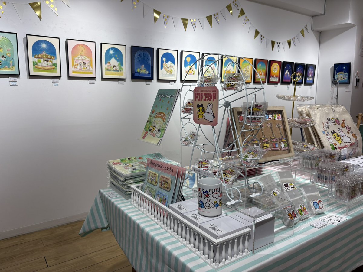 Rifa_wii's tweet image. 本日は蔵前!
asahaさんの個展へ。
たまごっちコラボ作品!親和性がすごいというか、溶け込み具合がナチュラルすぎて、コラボの理解を超えました🤣
#たまごっち #ドコドコランド