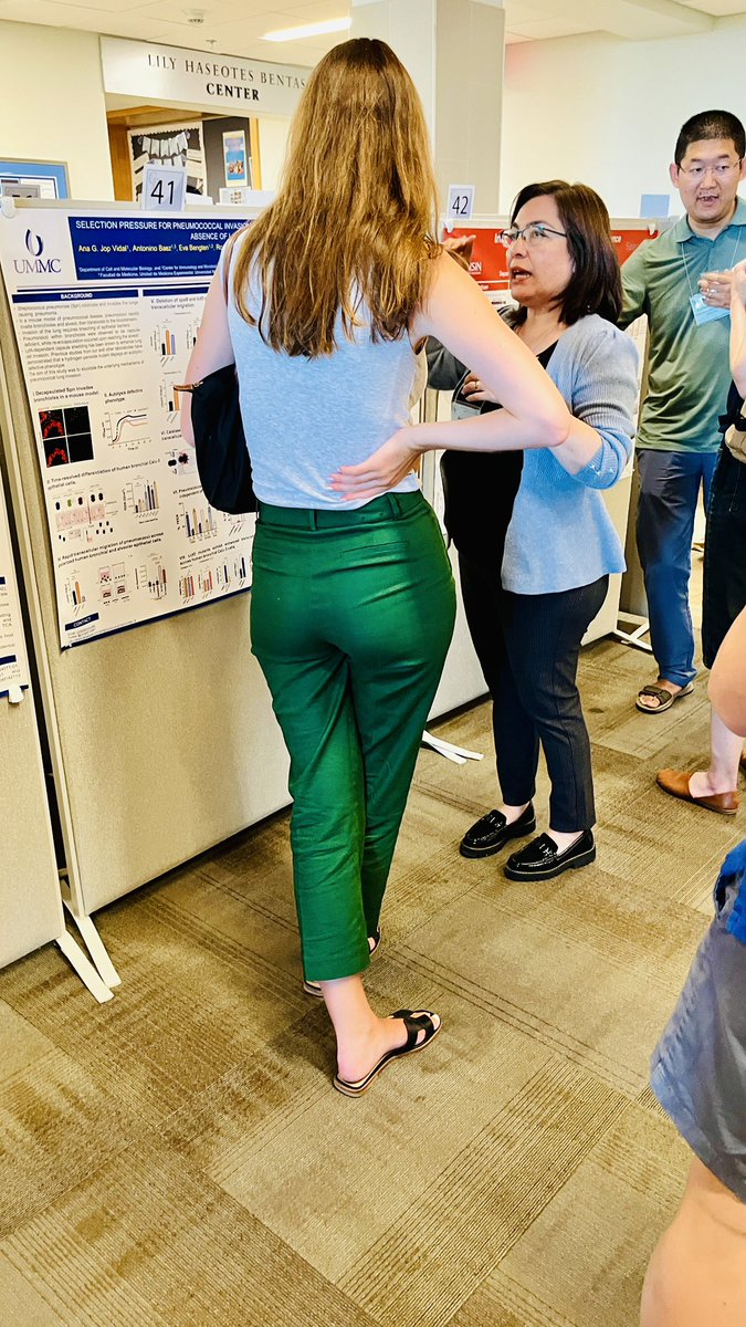 JorgeEVidal1's tweet image. A wonderful week of science at the @GordonConf on Microbial Adhesion and Signal Transduction; presenting our research, learning, and connecting with colleagues and trainees!