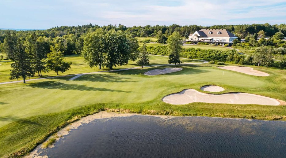 GolfSupers's tweet image. Sending best success to @golfsupers member Kim Best and team at Eagle Creek Golf Club in Dunrobin, ON as they host @PGATOURAmericas Commissionaires Ottawa Open 📷credit: eaglecreek.clublink.ca/about/gallery/
