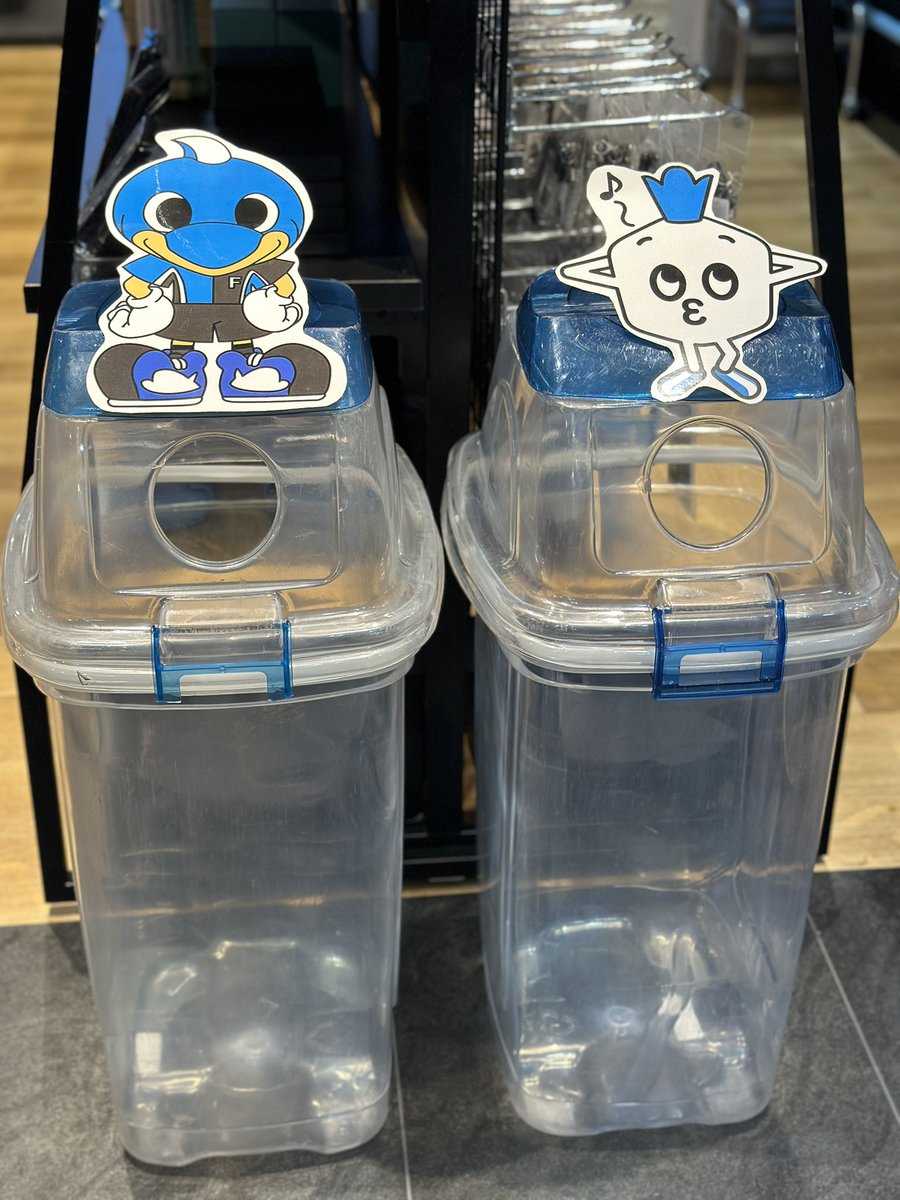 frontale_staff's tweet image. /
🗣️ ふろん太&カブレラ《1日店長候補活動》のお知らせ📢
\
アズーロ・ネロでは明日13:00〜16:00に次回の1日店長をかけてふろん太&カブレラが来店してくれます🐬
アズネロ祭りに合わせて甚兵衛などおめかしして来てくれるようですよ🫣
「みんなで決めよう!!次回1日店長選挙」を実施✨…