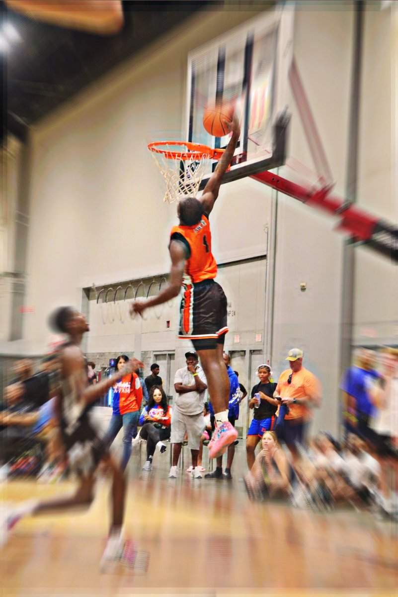 GAMETIME 🐲🏴‍☠️🤷🏾‍♂️ #Day1 @nxtpro_hoops <a href="/makhixcarodine1/">MakhiCarodine</a>  <a href="/MNHS_Basketball/">Mustang Basketball</a>