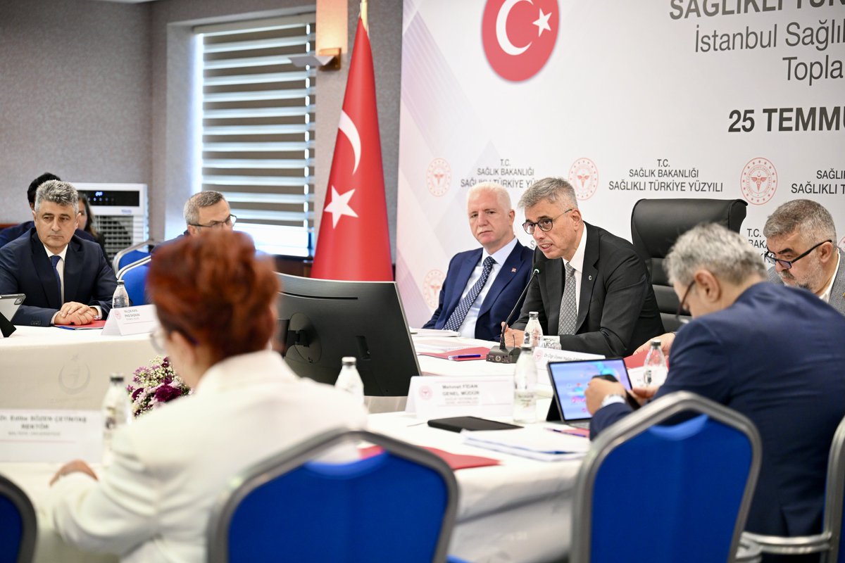 saglikbakanligi's tweet photo. Sağlık Bakanımız Prof. Dr. Kemal Memişoğlu başkanlığında Sağlıklı Türkiye Yüzyılı İstanbul 1. Bölge Sağlık Hizmetleri Değerlendirme Toplantısı gerçekleştirildi.

Sağlık Bakanımız, ildeki sağlık yatırımları ve sağlık hizmetlerinin sunumuna ilişkin il yöneticilerinden bilgi aldı. https://t.co/nlXCeQZxov