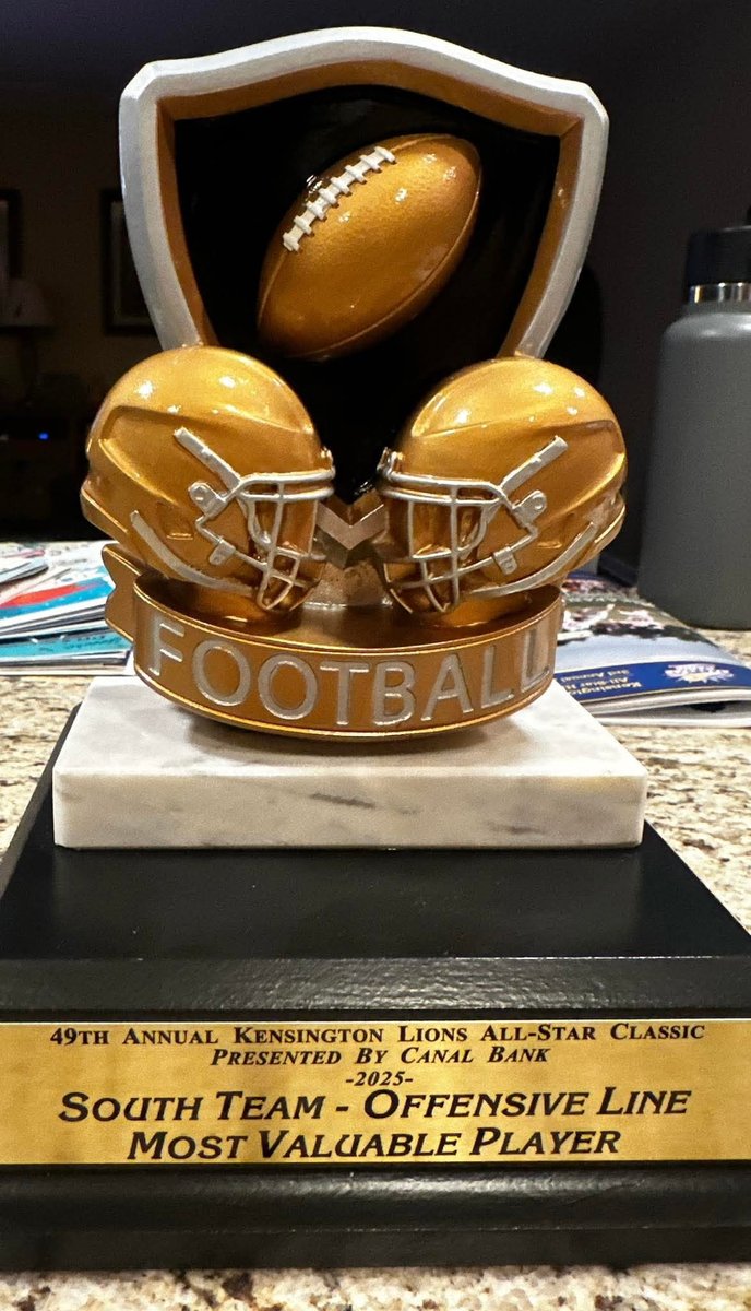Congratulations to Bryson Renzo on being selected as South Team Offensive Lineman MVP for his efforts during the Kensington Lions All-Star Classic this past week. Great way to finish his Lake Shore football career! ⁦<a href="/LakeShoreCSD/">Lake Shore CSD</a>⁩ ⁦⁦<a href="/LSEagleFootball/">Lake Shore Eagles Football</a>⁩