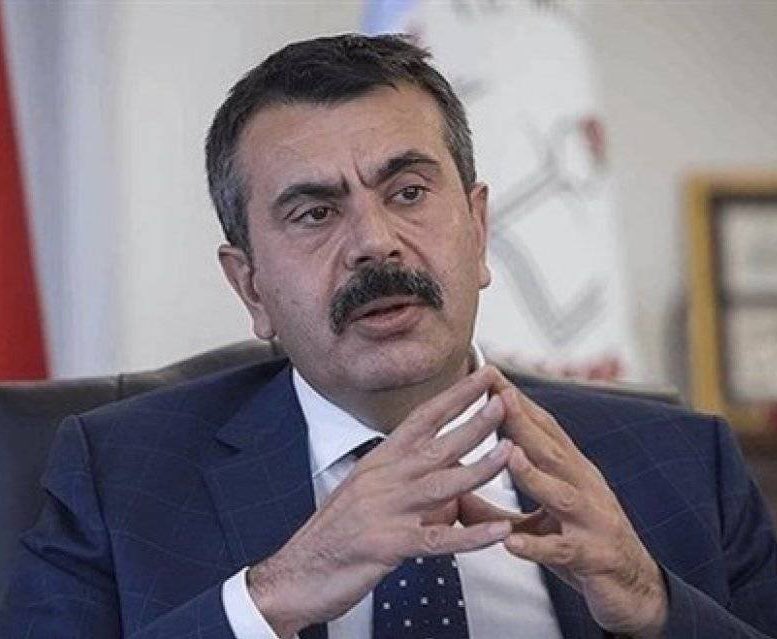 Öğrenci Veli Derneği (Veli-Der), LGS’ye ilişkin iddialarla ilgili olarak suç duyurusunda bulundu.