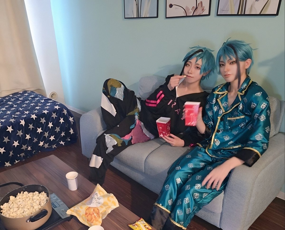 sio_to_satou's tweet image. Cosplay*twst🐬🦈𓈒𓂂◌

             🍿⸝⋆🎥⸝⋆🍿⸝⋆
 
#ソラうみ25の日