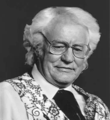 DrBobBeare's tweet photo. He's was the father of the men’s movement.

But Robert Bly didn’t teach men how to be tougher—
He taught them how to feel.

And that changed everything.

Here’s how he lit the fire that is still healing men today: 🧵 (by a PhD Psychologist) https://t.co/8kuDOpMIzO