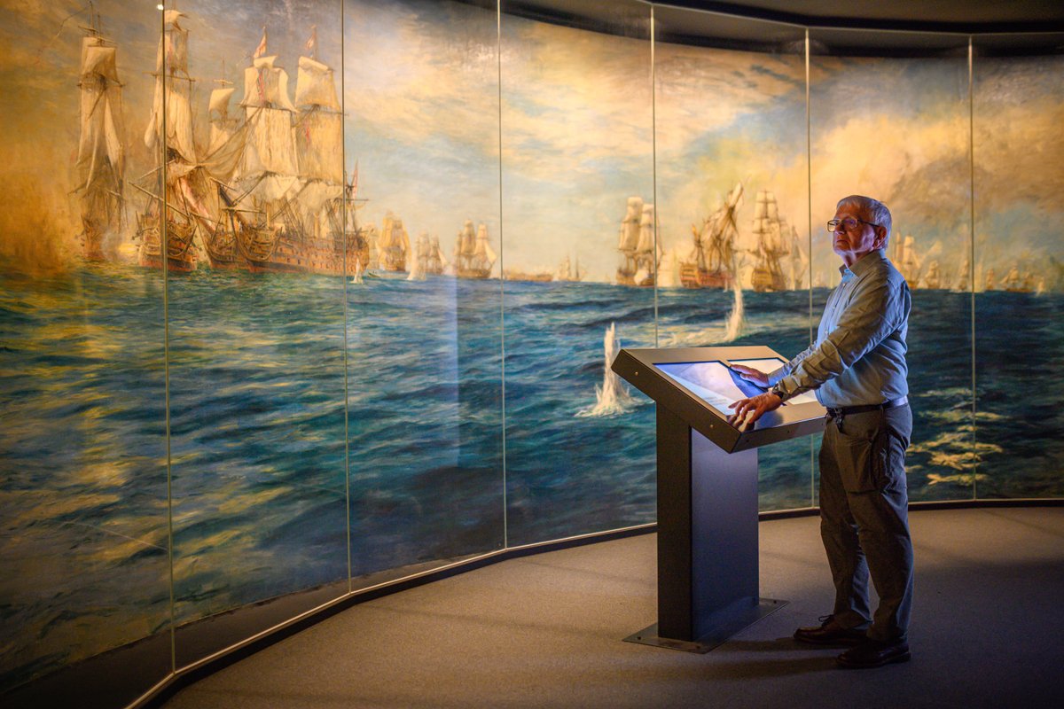 NatMuseumRN's tweet image. 🗓️ #OnThisDay–25 July 1938-The Victory Museum officially opened in Portsmouth.
Built on the site of a former rigging house opposite the ship, the museum was created to house and display artefacts following HMS Victory’s preservation in dry dock in 1922.
bit.ly/3nZHXeD