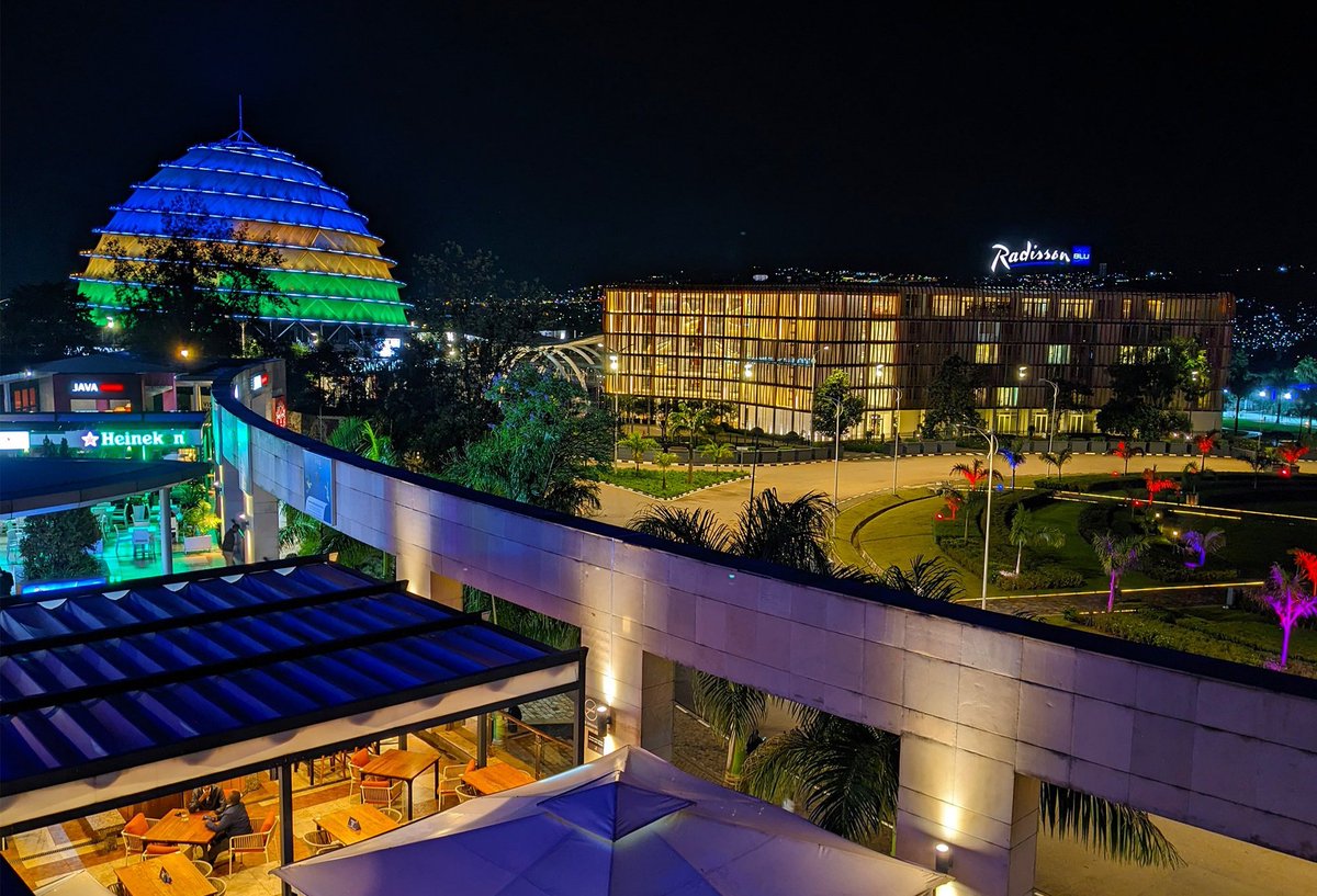 Shabbat Shalom 💙🇮🇱 from Rwanda 🇷🇼, the Land of a Thousand Hills

Tubifurije Wikendi Nziza aho muri hose
