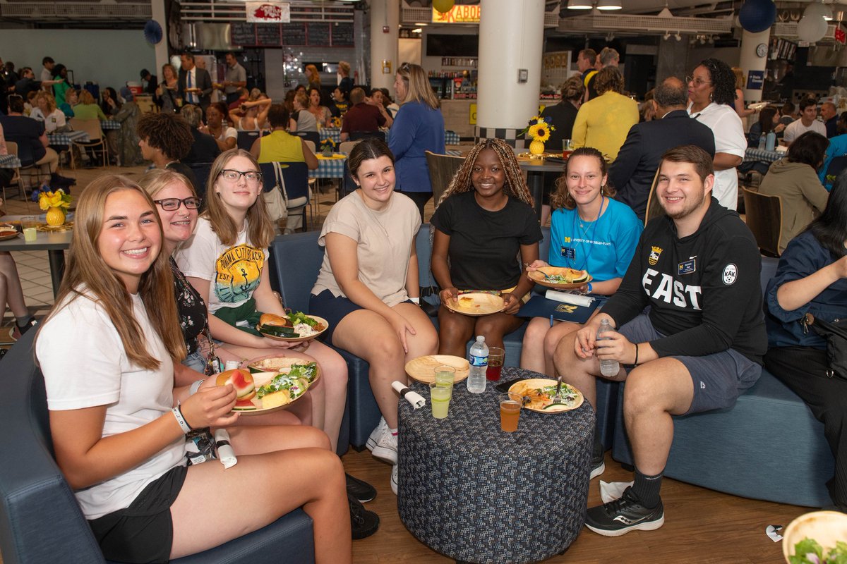 Mentally, I’m here … grabbing a plate, catching up with friends and campus is buzzing again! 💛💙