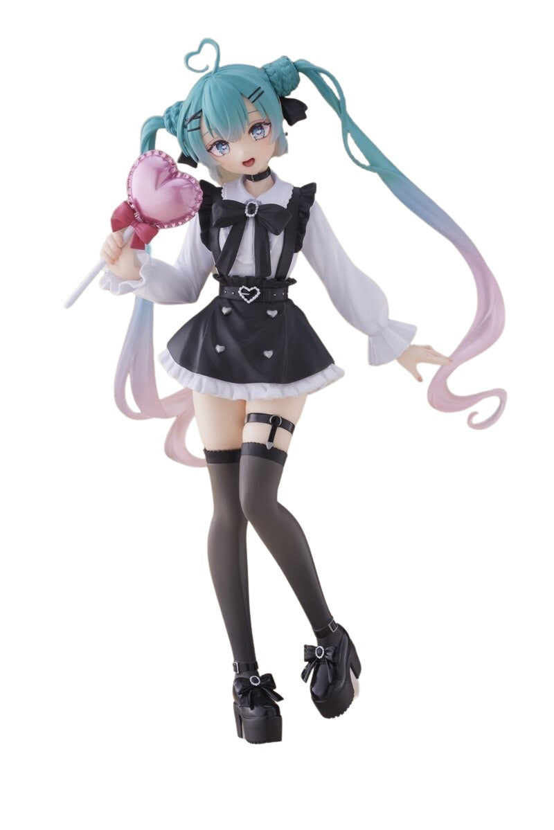 AvaThroughFire's tweet photo. Ya girl just received Vocaloid - Hatsune Miku - Hatsune Miku Fashion Figure - Subculture (Taito) by Solaris Japan from regularlylily via Throne!! Thank u!! :3 https://t.co/itfWF5bUnn #Wishlist #Throne https://t.co/bQpYtSVuwA