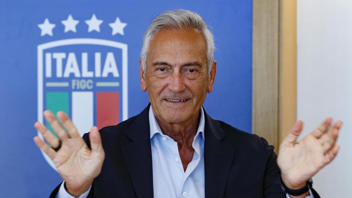 ZZiliani's tweet image. La Juventus annuncia: "Stiamo facendo le solite plusvalenze farlocche ma per noi non lo sono". E dopo quelle di Cambiaso e Douglas Luiz (già bocciate dalla Consob) arriva quella di Alberto Costa
Solo un movimento indegno come quello del calcio italiano può continuare a tollerare…