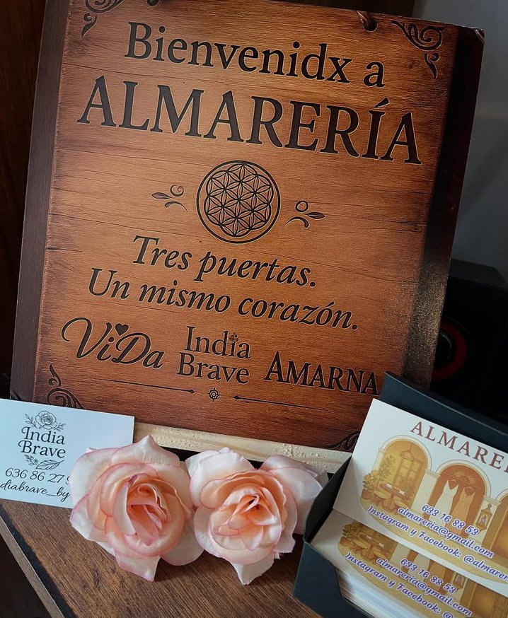 KaiOfApril's tweet image. Ayer paseando por Urduliz en Bizkaia, conocí la tienda @almareria
Café, infusiones, ropa... Y la atención es increíble.
Un ambiente agradable, un refugio de calma.
No suelo hacer publicidad pero es que me llenó de tanta paz que lo quiero compartir.
