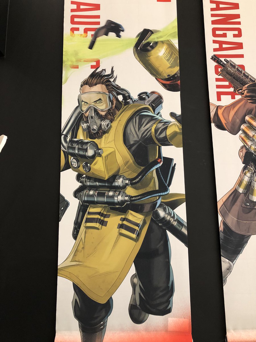 srrrrrringo's tweet image. 去年の5月?大阪でやってたミュージアムストアでの新規絵だったけどおもわず美女か?って言っちゃうくらいは良いビジュ(?)おじ
ニューキャッスルもこのパターンでのカードでも良かったかもね、アニータと同じく