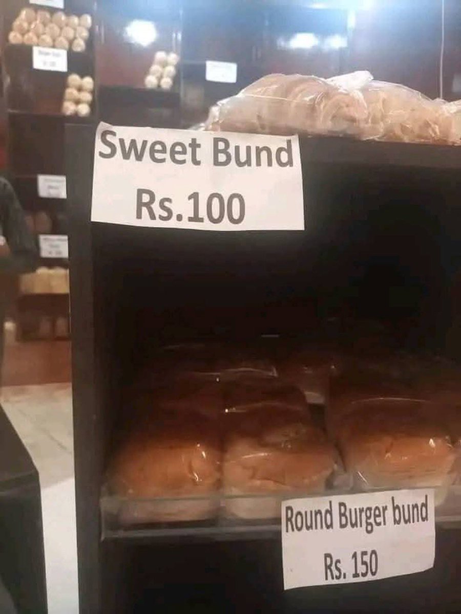 arifaajakia's tweet image. Bund in Punjabi means Ass. Now I understand why Khalistanis are in love with Pakistan, bcoz ‘Bund’ is cheap in Pakistan😉
(BTW he wanted to write Bun)