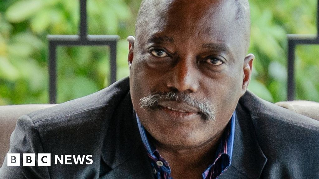 Former DR Congo President Joseph Kabila is on trial for treason, accused of backing M23 rebels. He denies the charges, calling the case political. bbc.in/471DUGp